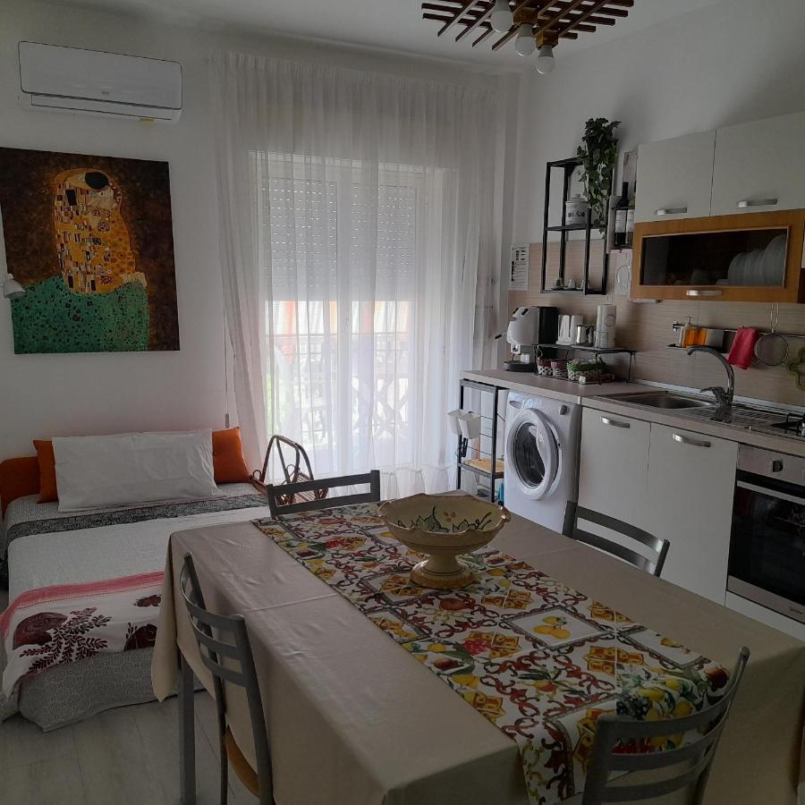 La Casa Di Giada Apartman Calatabiano Kültér fotó